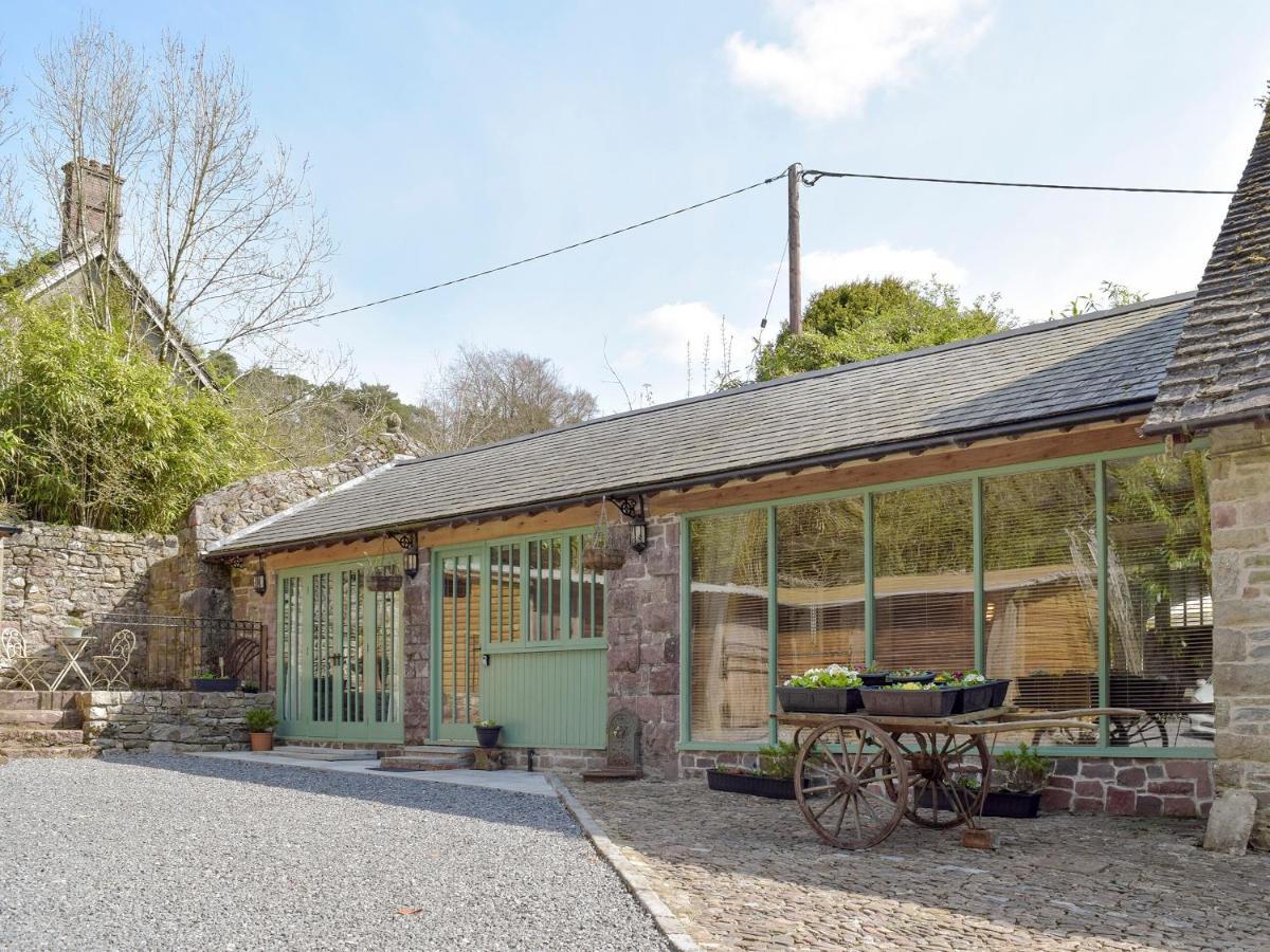 The Coach House At Stable Cottage Derwydd 外观 照片